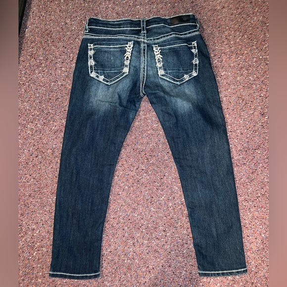 DayTrip Denim - Aries - Picture 2 of 4